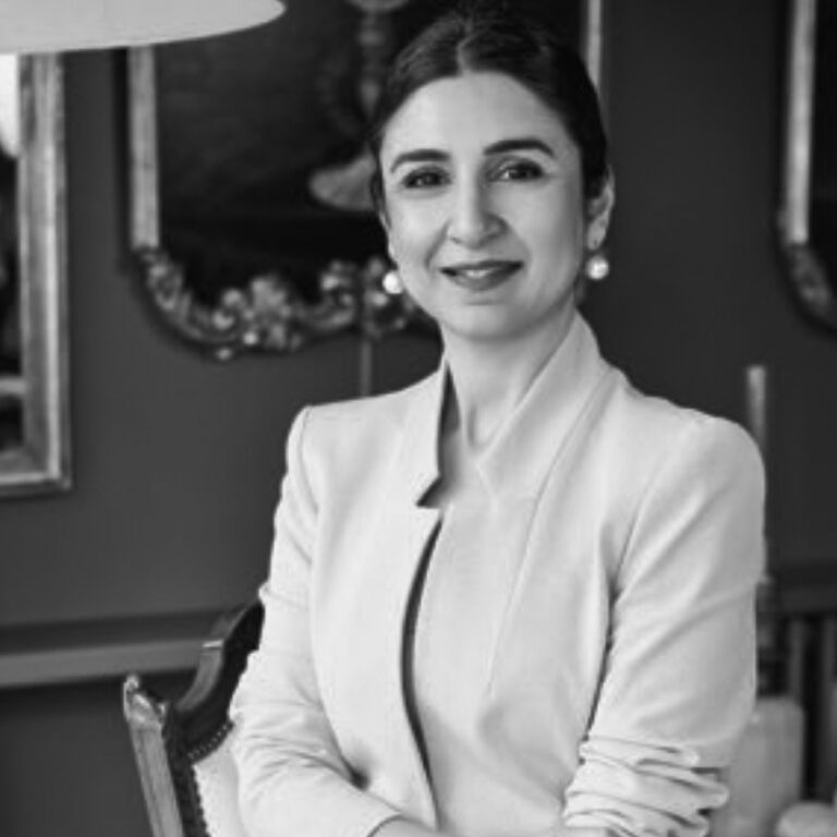 Fatma Ozel, Editor-in-Chief, Turkey